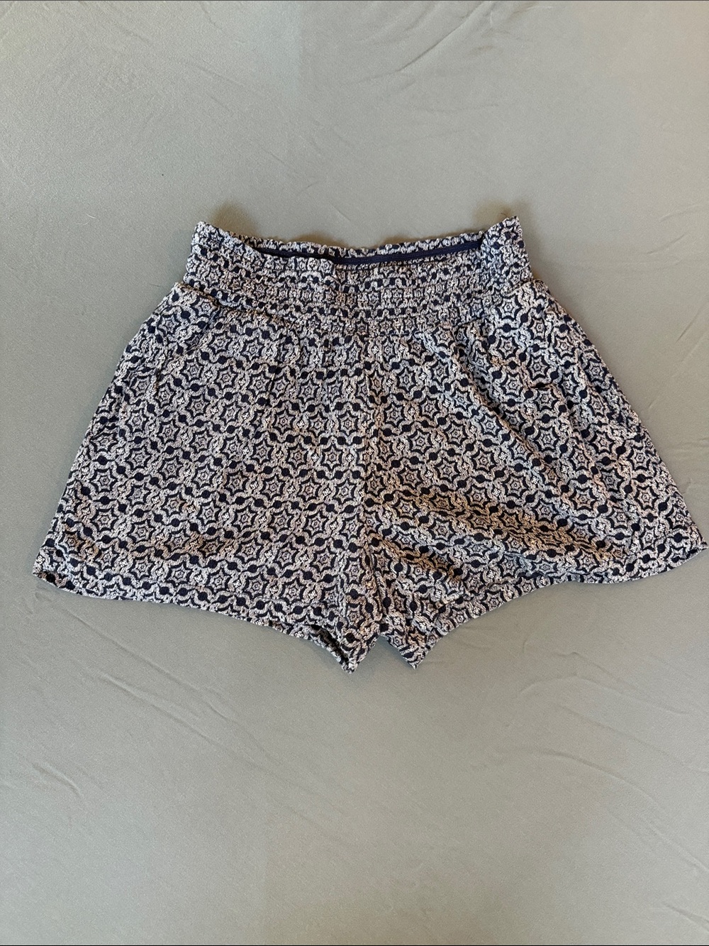 Knox Rose Navy and White High-Waist Patterned Shorts